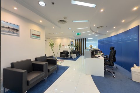 Office in Jumeirah Lake Towers, Dubai, UAE 456.2 sq.m. № 633263 - photo 4
