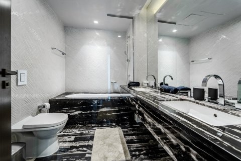 Apartament në Dubai Marina, Emiratet e Bashkuara Arabe 4 dhoma gjumi, 344 m2. № 754376 - Foto 26