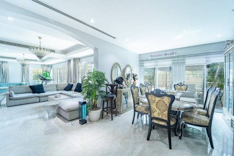 Müüa villa asukohaga Jumeirah Village Triangle, Dubai, AÜE: 5 magamistoaga, 399 m² Nr 754380 - pilt 8