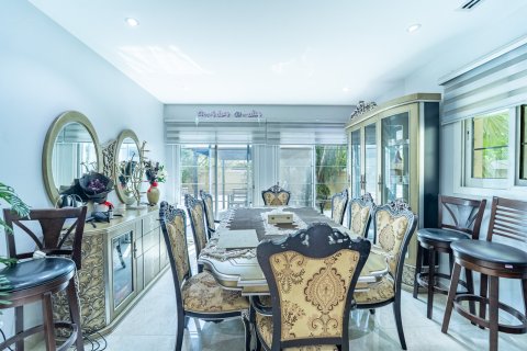 Müüa villa asukohaga Jumeirah Village Triangle, Dubai, AÜE: 5 magamistoaga, 399 m² Nr 754380 - pilt 11