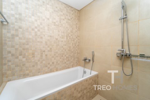 Apartment in Jumeirah Golf Estates, Dubai, UAE 2 bedrooms, 129 sq.m. № 586494 - photo 11