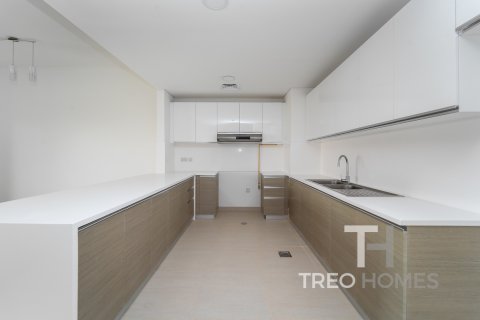 Apartment in Jumeirah Golf Estates, Dubai, UAE 2 bedrooms, 129 sq.m. № 586494 - photo 1