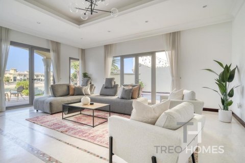 Huvila Palm Jumeirah, Dubai, Arabiemiraatit 4 makuuhuonetta, 465 m2 № 586519 - kuva 6