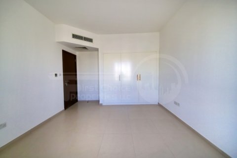 Vila v Al Ghadeer, Abu Dhabi, SAE 4 spálne, 206 m2 č. 731030 - Fotografia 15