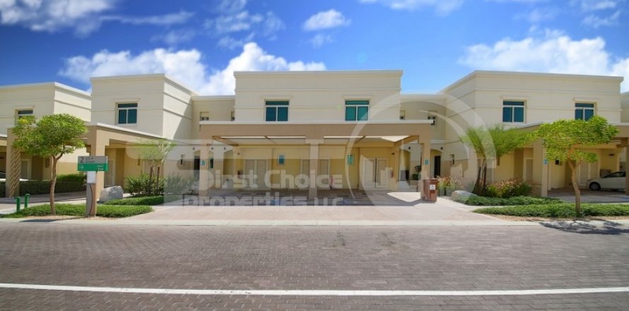Vila v Al Ghadeer, Abu Dhabi, SAE 4 spálne, 206 m2 č. 731030