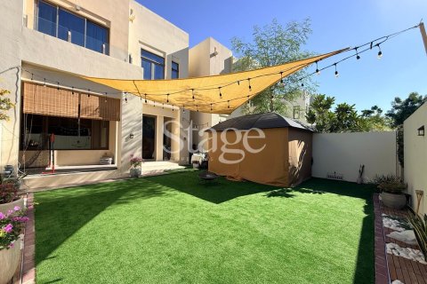 Villa Reem, Dubaijā, AAE 3 istabas, 232 m2 Nr. 737618 - attēls 11