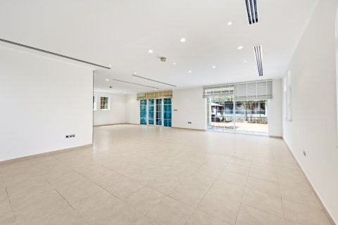 Vila u Jumeirah Park, Dubai, UAE 4 spavaćih soba, 471 m2 Br. 749828 - fotografija 3