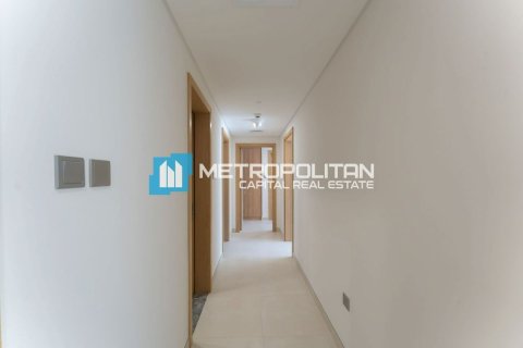 Пәтер Аль-Рим, Абу-Даби, БАӘ-да 2 жатын бөлмелер, 144.8 м² № 691652 - фото 11