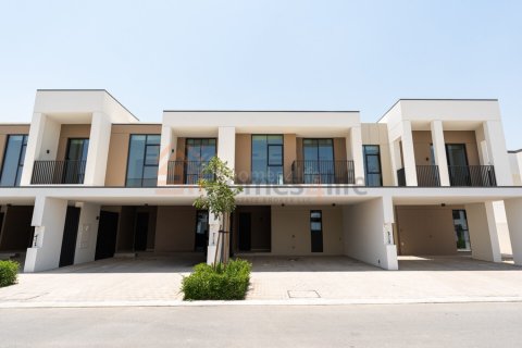 Shtëpi në qytet në Arabian Ranches 3, Dubai, Emiratet e Bashkuara Arabe 3 dhoma gjumi, 146 m2. № 720607