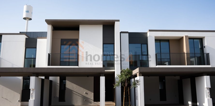 Řadový dům v Arabian Ranches 3, Dubai, SAE 4 ložnice, 249 m² Č.: 720606