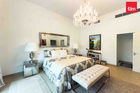 Vila v Dubai, SAE 5 ložnice, 561 m² Č.: 575021 - fotografie 19