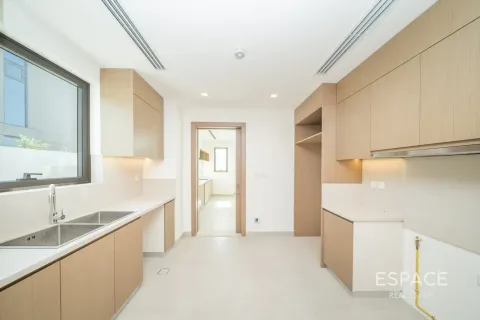 Vila di Al Furjan, Dubai, UAE 5 bilik tidur, 455 meter persegi № 738432 - foto 6