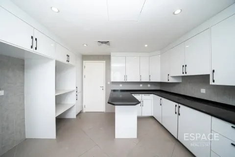 Vila di Meadows, Dubai, UAE 6 bilik tidur, 457 meter persegi № 738433 - foto 9