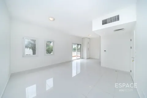 Vila di Meadows, Dubai, UAE 6 bilik tidur, 457 meter persegi № 738433 - foto 11