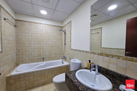 Apartament në Dubai, Emiratet e Bashkuara Arabe 2 dhoma gjumi, 119.8 m2. № 694282 - Foto 17