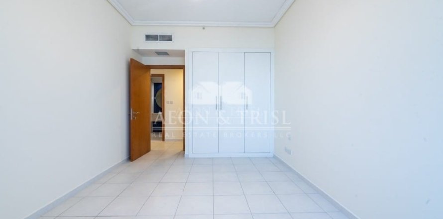 Casa urbana em Nadd Al Sheba, Dubai, EAU 3 quartos, 251 m2 № 648482