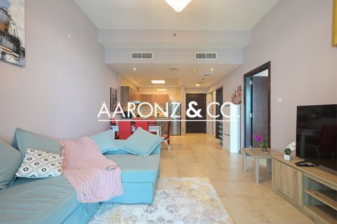 Apartamento en alquiler en Jumeirah Lake Towers, Dubai, EAU 1 dormitorio, 67 m2 № 693864 - foto 2