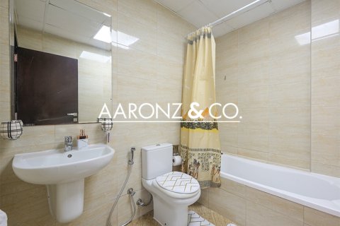Apartamento en alquiler en Jumeirah Lake Towers, Dubai, EAU 1 dormitorio, 67 m2 № 693864 - foto 11