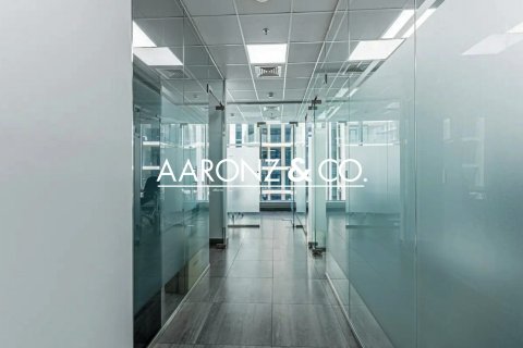 Üürile anda kontor asukohaga Business Bay, Dubai, AÜE: 130 m² Nr 693859 - pilt 5