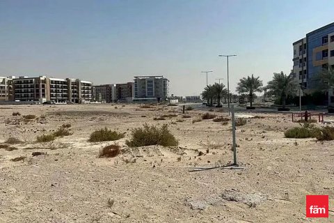 Tokë në Dubai, Emiratet e Bashkuara Arabe 1372.8 m2. № 686023 - Foto 9