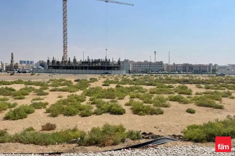 Tokë në Dubai, Emiratet e Bashkuara Arabe 1372.8 m2. № 686023 - Foto 5