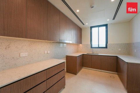 Vila u gradu Dubai, UAE 5 spavaće sobe, 616.1 m2 Br. 686096 - Slika 4