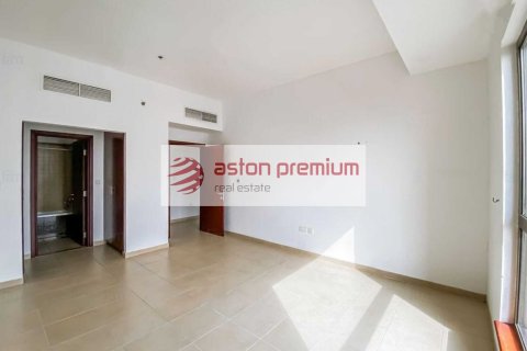Apartmen di Jumeirah Beach Residence, Dubai, UAE 2 bilik tidur, 128 meter persegi № 702103 - foto 2