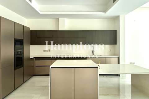 Vila u gradu Al Barsha, Dubai, UAE 4 spavaće sobe, 853.77857000 m2 Br. 738783 - Slika 11