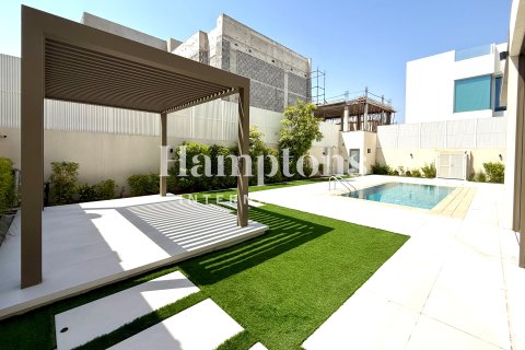 Vila u gradu Al Barsha, Dubai, UAE 4 spavaće sobe, 853.77857000 m2 Br. 738783 - Slika 24