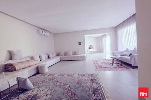 Vila di Al Barsha, Dubai, UEA 6 kamar tidur, 910.4 m2 nomor 682214 - foto 11