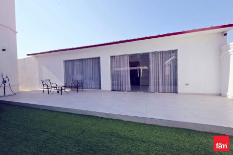 Vila di Al Barsha, Dubai, UEA 6 kamar tidur, 910.4 m2 nomor 682214 - foto 14