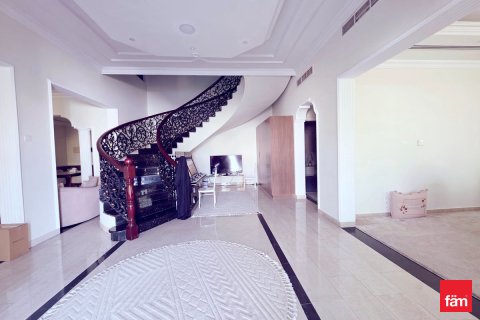 Vila di Al Barsha, Dubai, UEA 6 kamar tidur, 910.4 m2 nomor 682214 - foto 2