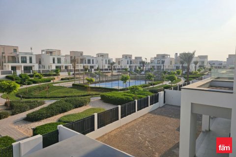 فيلا للإيجار في دبي، الإمارات العربية المتحدة 4 غرفة نوم ، 458.5 متر مربع ، رقم 682216 - صورة 17