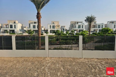 فيلا للإيجار في دبي، الإمارات العربية المتحدة 4 غرفة نوم ، 458.5 متر مربع ، رقم 682216 - صورة 27