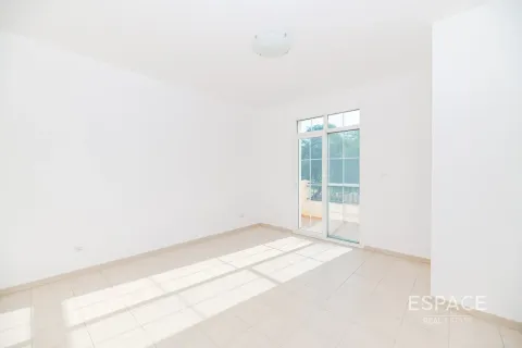 Villa te huur in Arabian Ranches, Dubai, VAE 3 slaapkamers, 283 vr.m., nr 661320 - foto 11