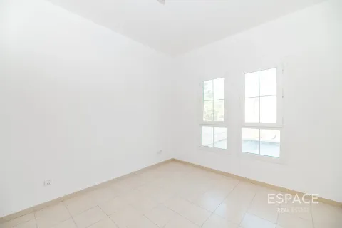 Villa te huur in Arabian Ranches, Dubai, VAE 3 slaapkamers, 283 vr.m., nr 661320 - foto 13