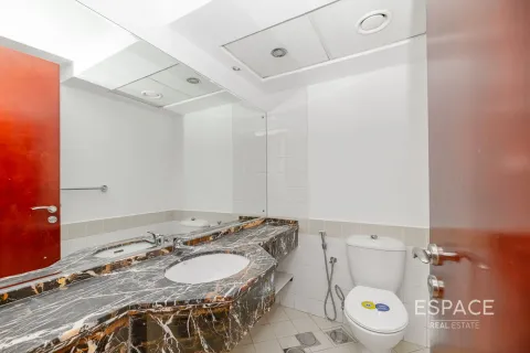 Villa te huur in Arabian Ranches, Dubai, VAE 3 slaapkamers, 283 vr.m., nr 661320 - foto 16