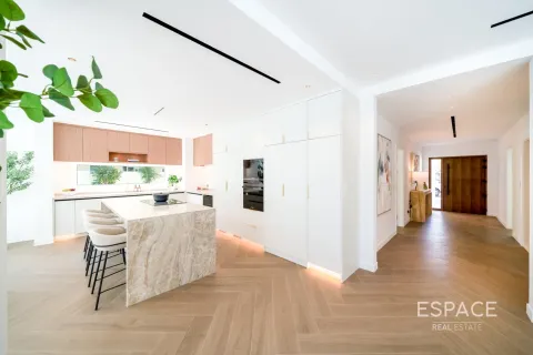 Vilă de vânzare în Meadows, Dubai, EAU 5 dormitoare, 344 mp. №660974 - poză 8