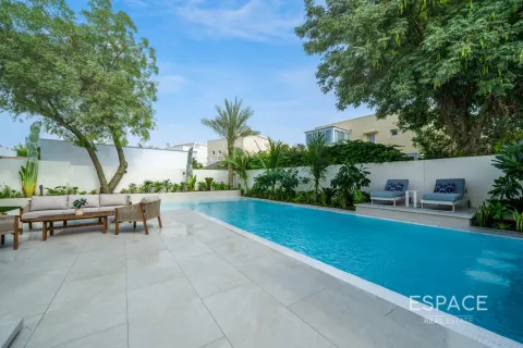 Vilă de vânzare în Meadows, Dubai, EAU 5 dormitoare, 344 mp. №660974 - poză 20