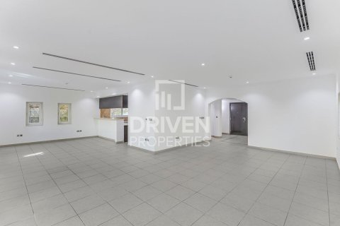 Villa sa Jumeirah Park, Dubai, UAE 3 silid-tulugan, 510 sq.m. № 655051 - larawan 13