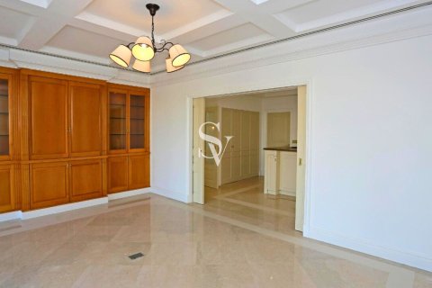 Villa te huur in Arabian Ranches, Dubai, VAE 5 slaapkamers, 767 vr.m., nr 661397 - foto 5