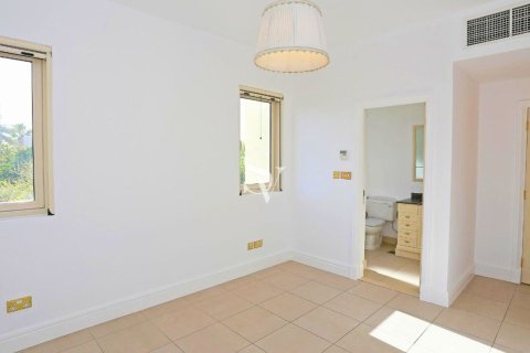 Villa te huur in Arabian Ranches, Dubai, VAE 5 slaapkamers, 767 vr.m., nr 661397 - foto 13