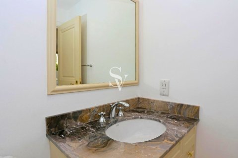 Villa te huur in Arabian Ranches, Dubai, VAE 5 slaapkamers, 767 vr.m., nr 661397 - foto 15