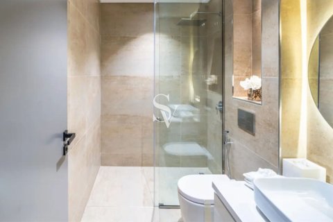 Townhouse in Al Barari, Dubai, UAE 4 bedrooms, 180 sq.m. № 661398 - photo 13