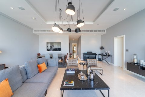 Müüa korter asukohaga Palm Jumeirah, Dubai, AÜE: 3 magamistoaga, 211 m² Nr 713373 - pilt 5