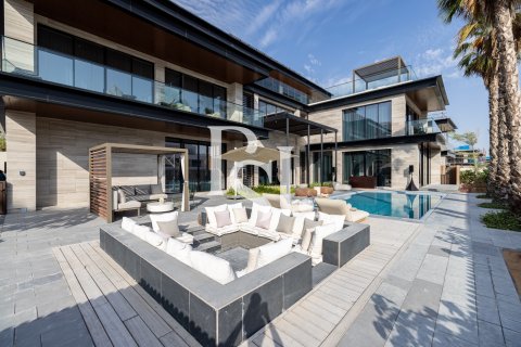 Villa in Al Reem Island, Abu Dhabi, UAE 6 bedrooms, 1112 sq.m. № 717336 - photo 2