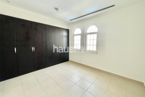 Vilë në Jumeirah Park, Dubai, Emiratet e Bashkuara Arabe 3 dhoma gjumi, 328 m2. № 626524 - Foto 8