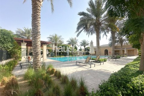 Vilë në Dubai Land, Dubai, Emiratet e Bashkuara Arabe 4 dhoma gjumi, 206 m2. № 626526 - Foto 19