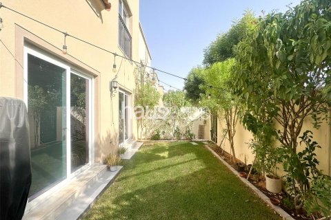 Vilë në Dubai Land, Dubai, Emiratet e Bashkuara Arabe 4 dhoma gjumi, 206 m2. № 626526 - Foto 4