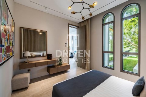 Vilë në Jumeirah Islands, Dubai, Emiratet e Bashkuara Arabe 4 dhoma gjumi, 493 m2. № 603438 - Foto 30